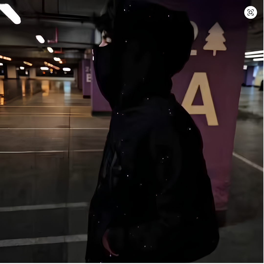 NØIR™ Hoodie